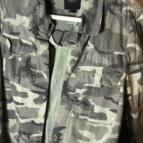 Forever 21 (M) camo denim jacket - Picture 3 of 4